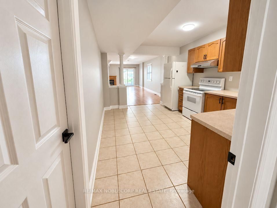67 Macbride Cres, Vaughan, view 3