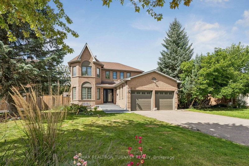 263 Chambers Crescent