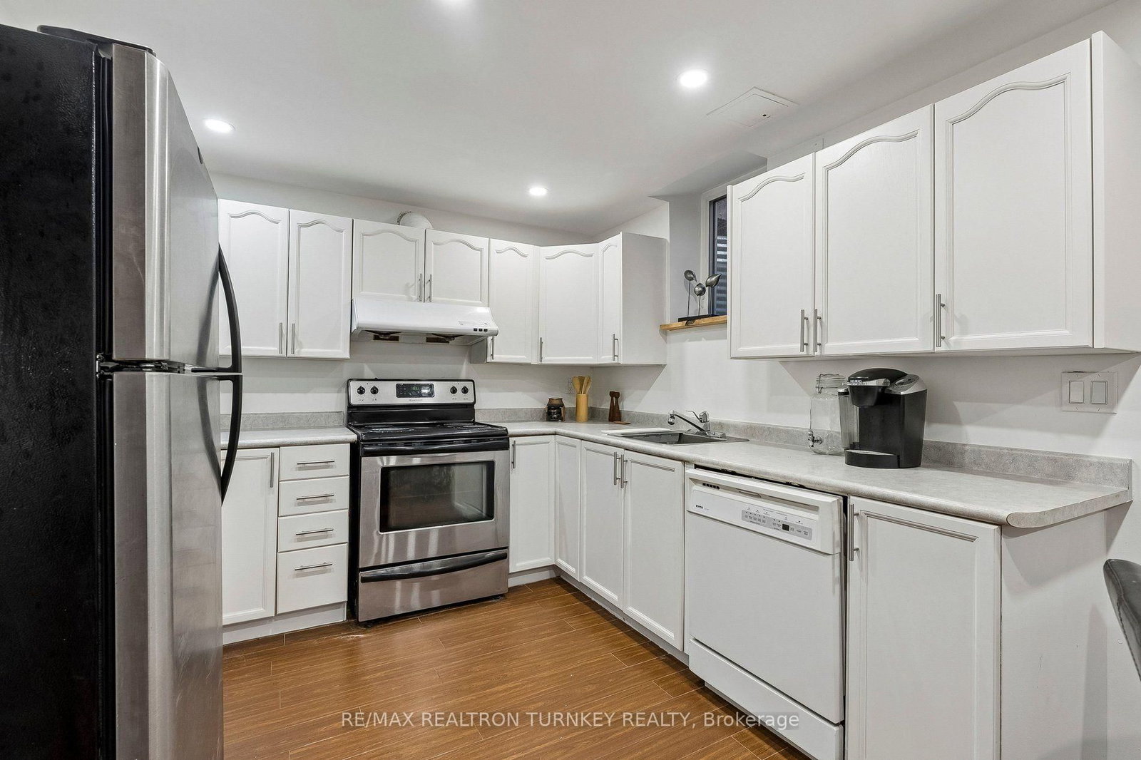 263 Chambers Crescent • Newmarket, ON photo 42
