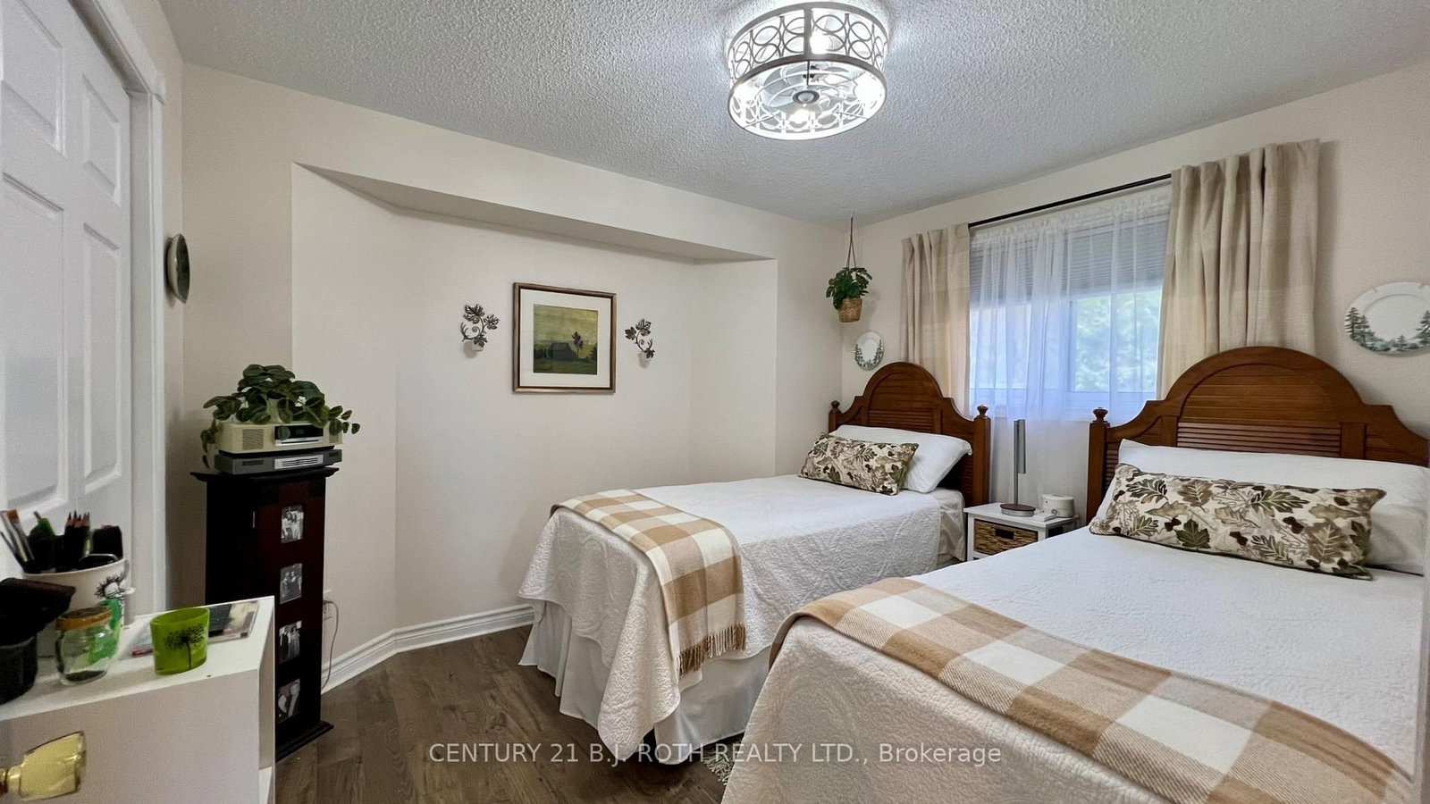 2011 25th Side Road • Innisfil, ON photo 29