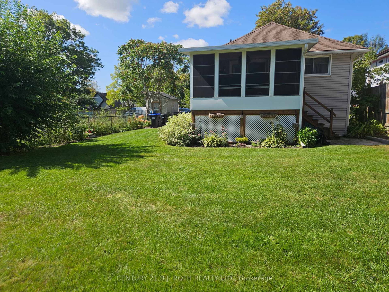 2011 25th Side Road • Innisfil, ON photo 46