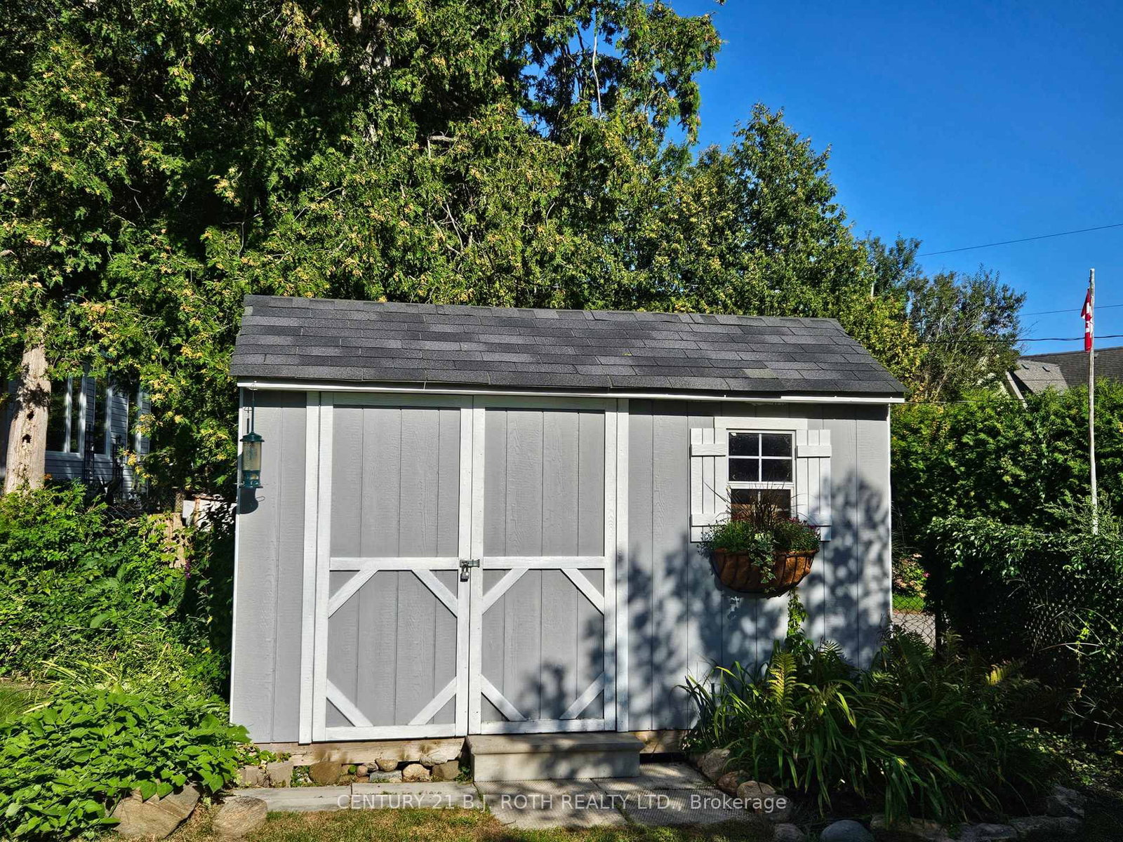 2011 25th Side Road • Innisfil, ON photo 49
