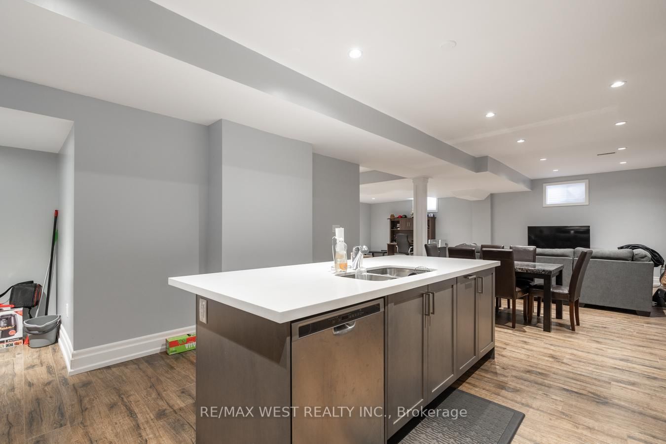 106 Port Royal Ave, Vaughan, view 11