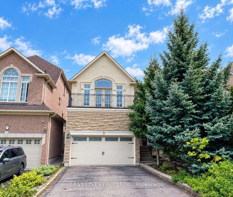 5 Copperstone Crescent