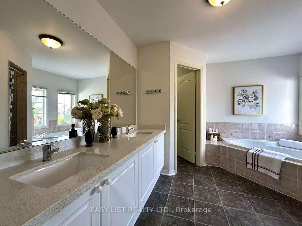 5 Copperstone Crescent • Richmond Hill, ON photo 18