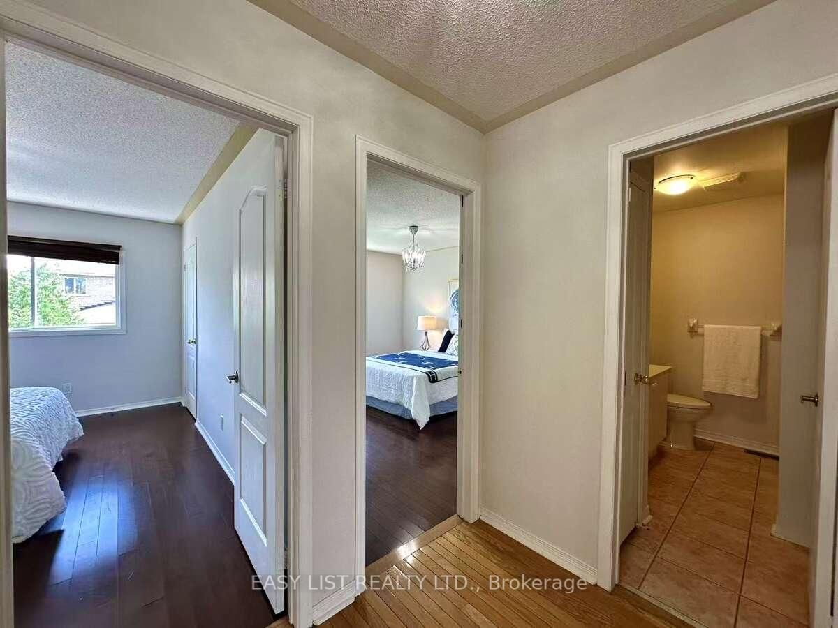 5 Copperstone Crescent • Richmond Hill, ON photo 21