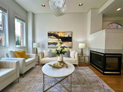 5 Copperstone Crescent • Richmond Hill, ON photo 8