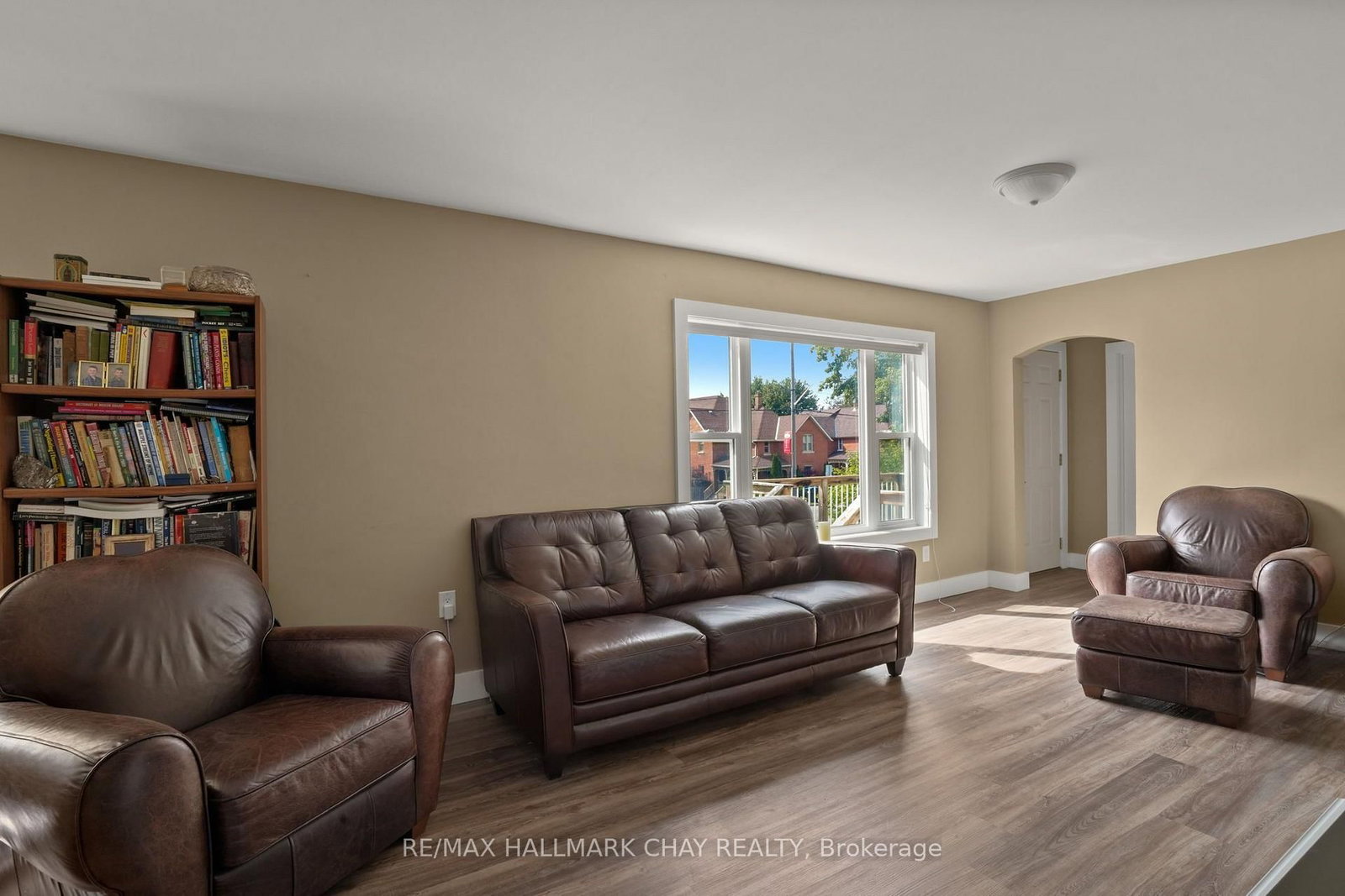 11 King Street S • Innisfil, ON photo 44