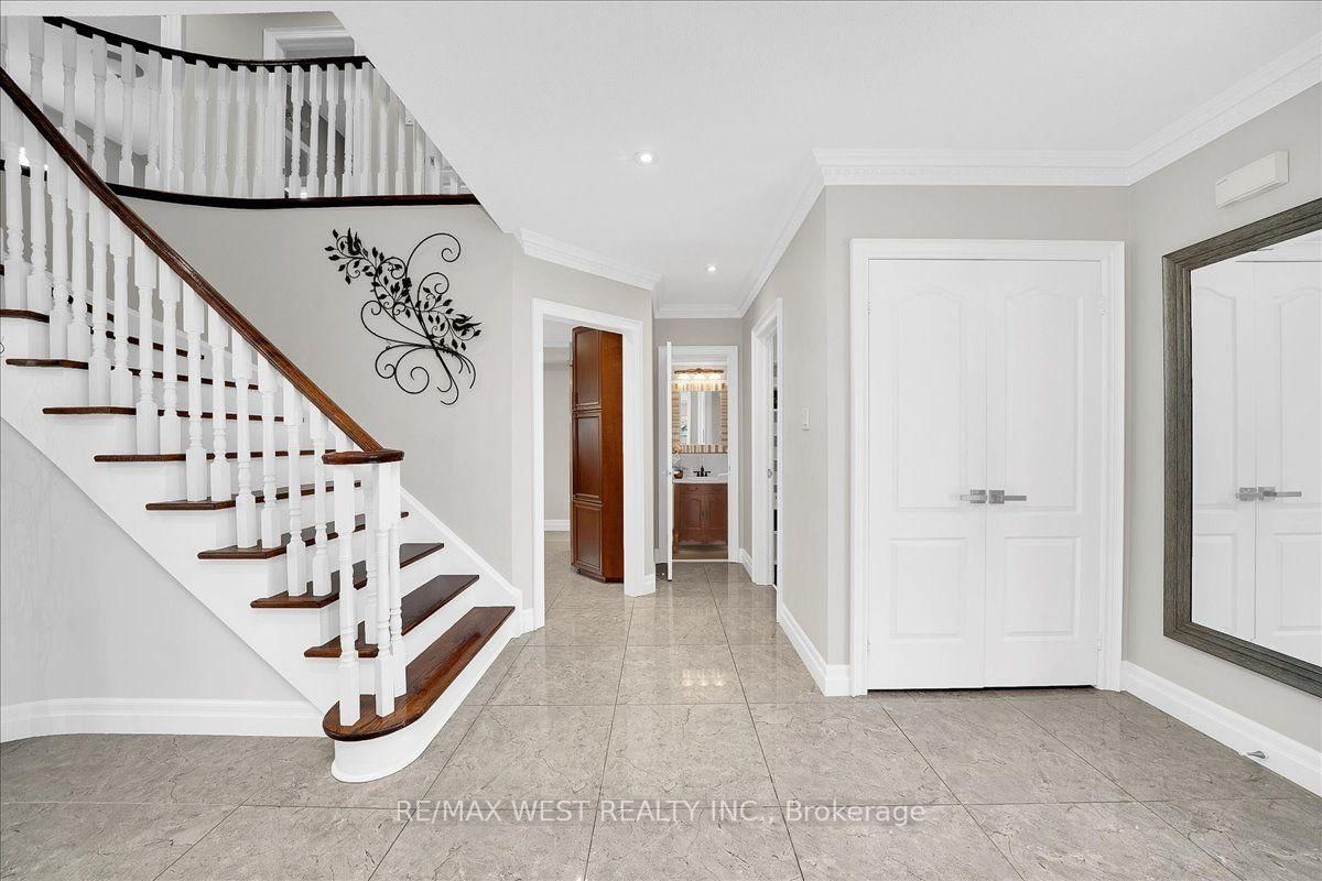 107 Wildhaven Crescent • Vaughan, ON photo 12