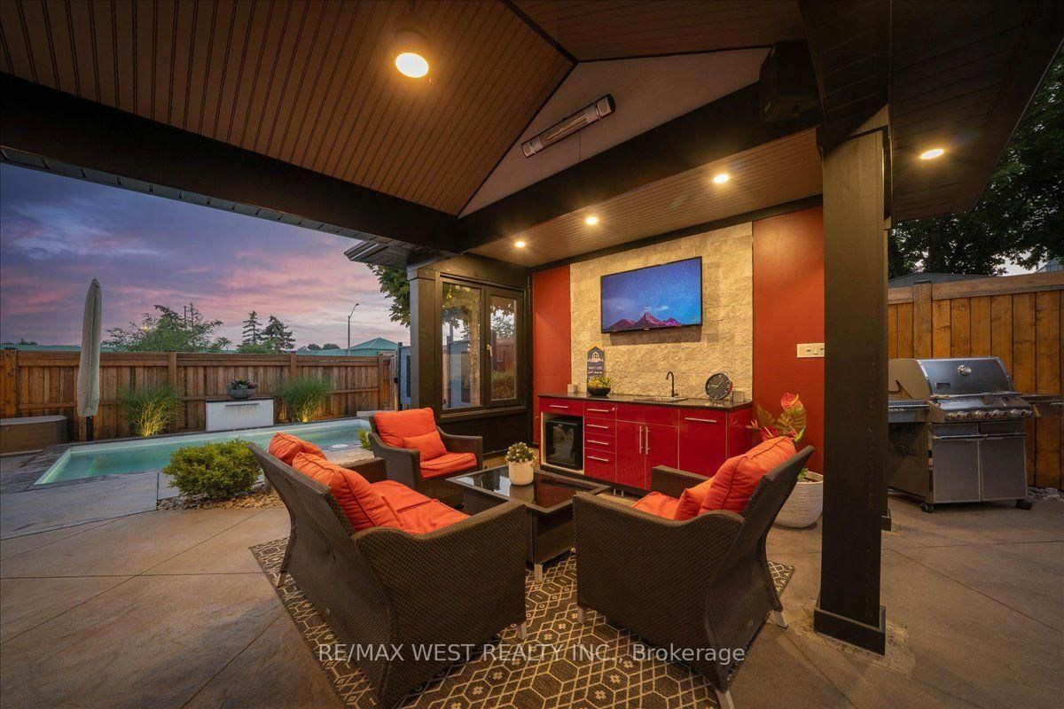 107 Wildhaven Crescent • Vaughan, ON photo 6