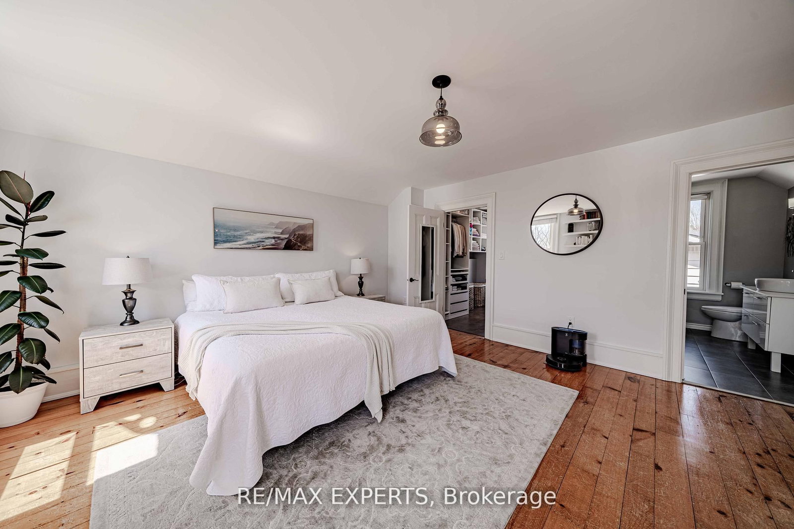 13676 Ninth Line • Whitchurch-Stouffville, ON photo 17