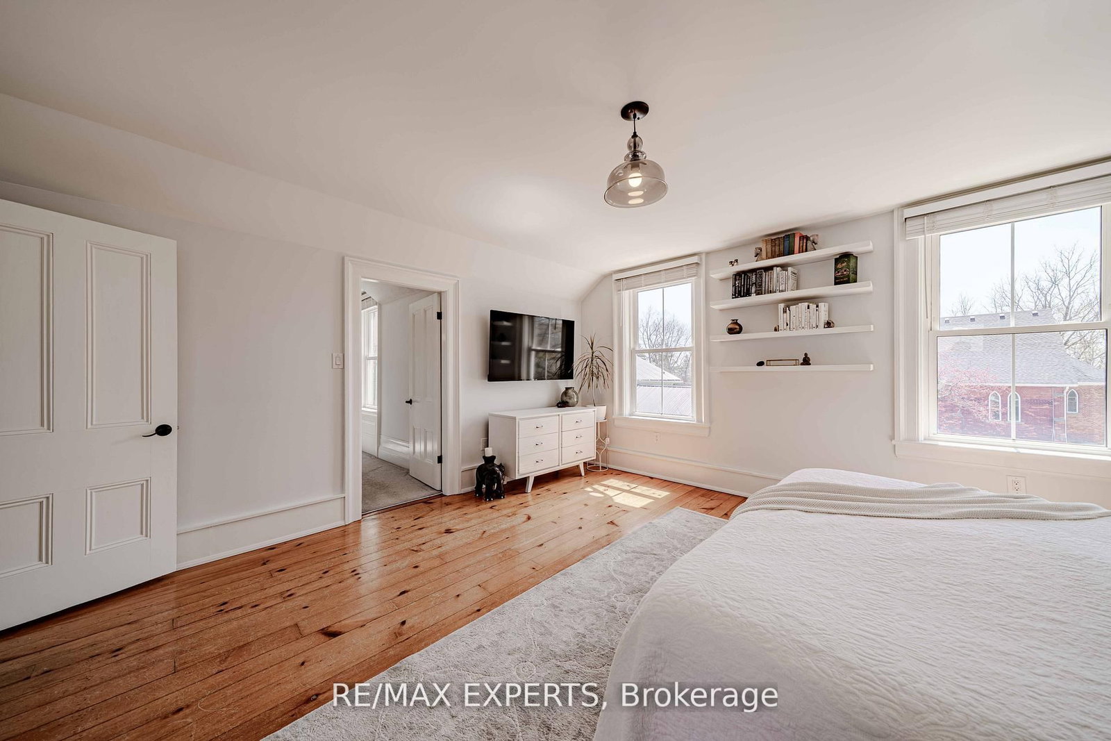 13676 Ninth Line • Whitchurch-Stouffville, ON photo 20