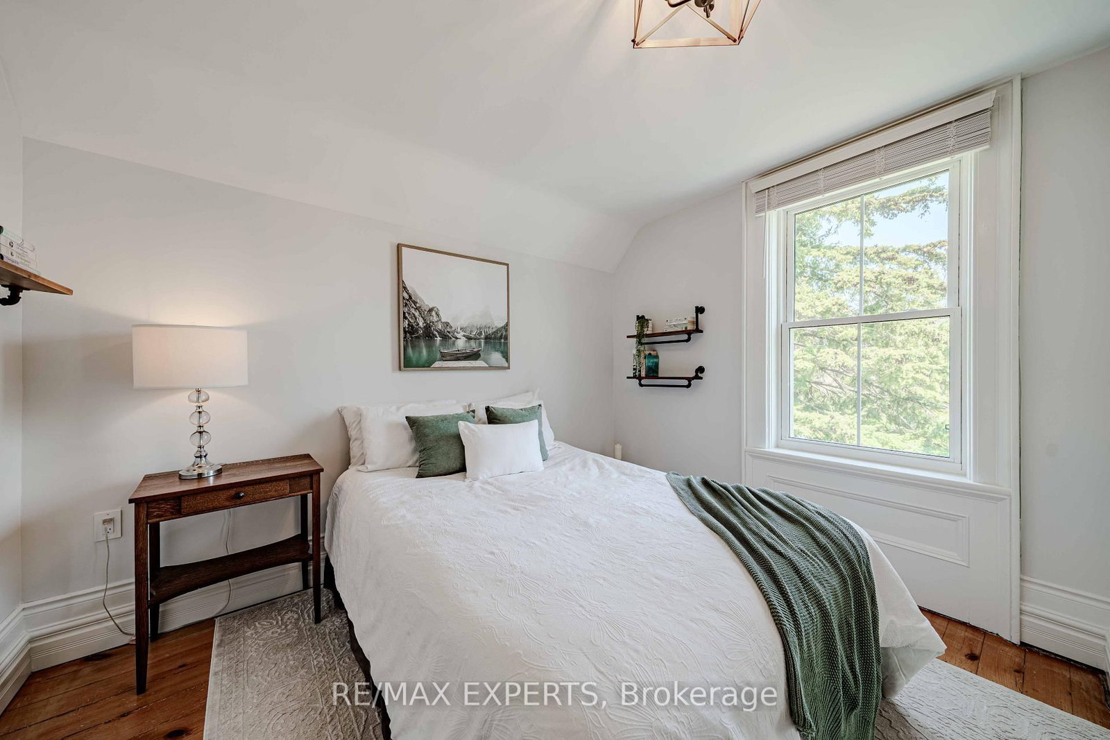 13676 Ninth Line • Whitchurch-Stouffville, ON photo 26