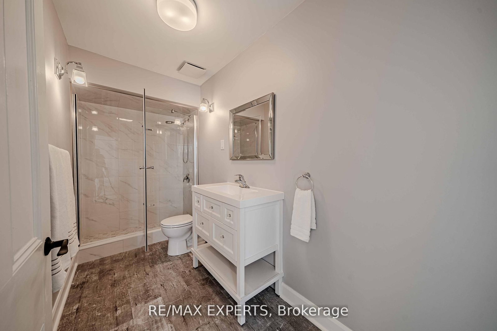 13676 Ninth Line • Whitchurch-Stouffville, ON photo 28