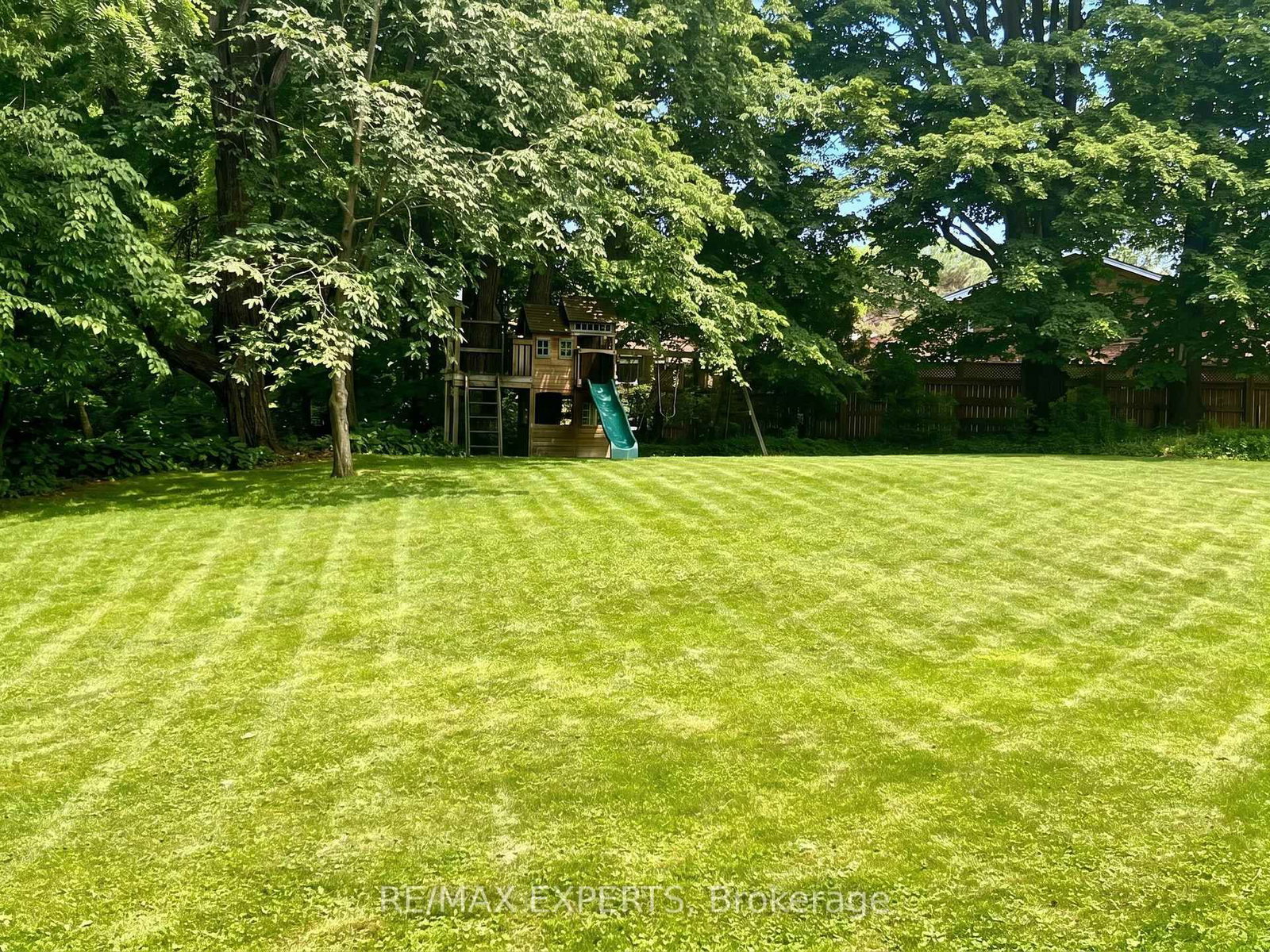 13676 Ninth Line • Whitchurch-Stouffville, ON photo 44