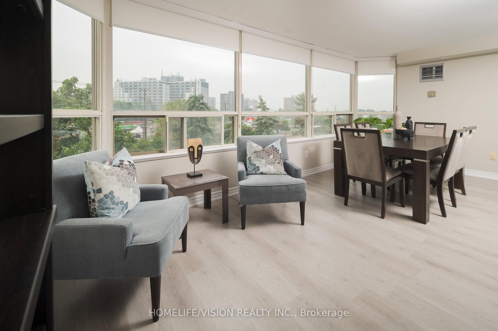 7 Townsgate Drive • #413 • Vaughan, ON photo 10