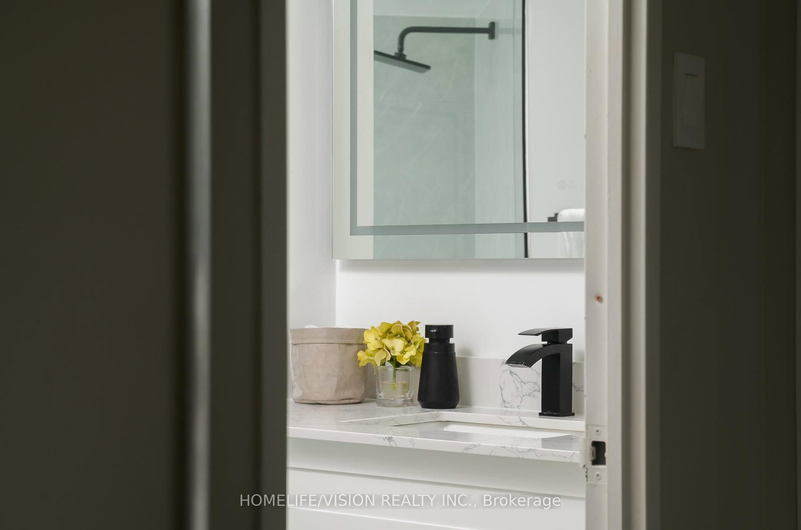 7 Townsgate Drive • #413 • Vaughan, ON photo 19