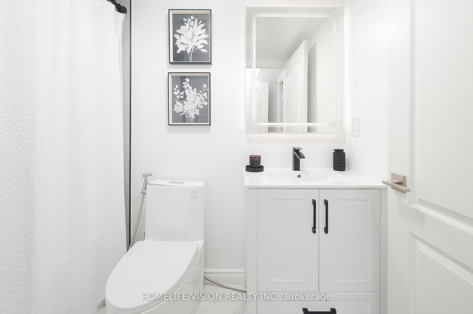 7 Townsgate Drive • #413 • Vaughan, ON photo 22
