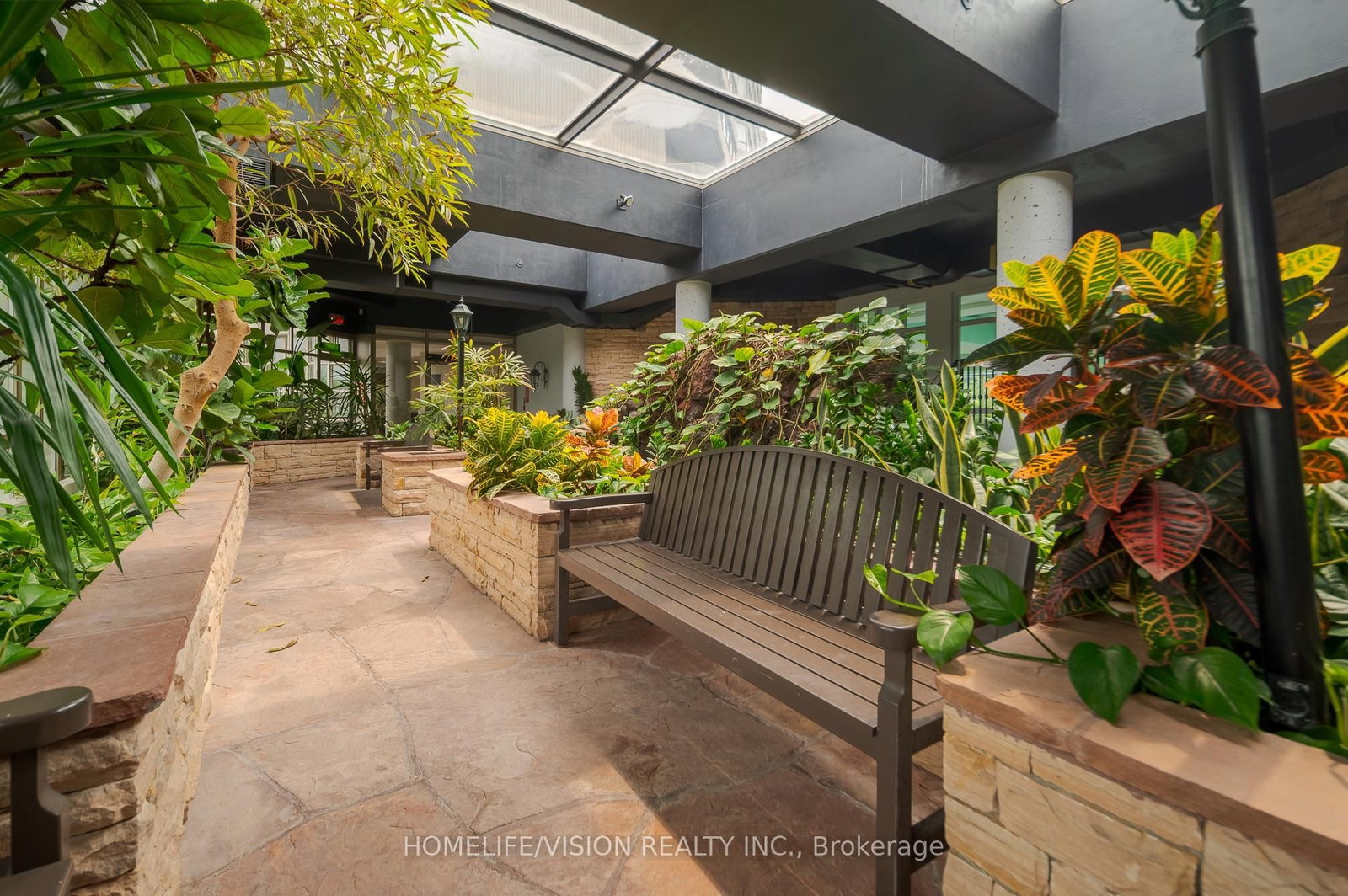 7 Townsgate Drive • #413 • Vaughan, ON photo 29