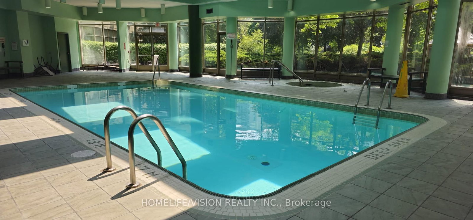 7 Townsgate Drive • #413 • Vaughan, ON photo 34