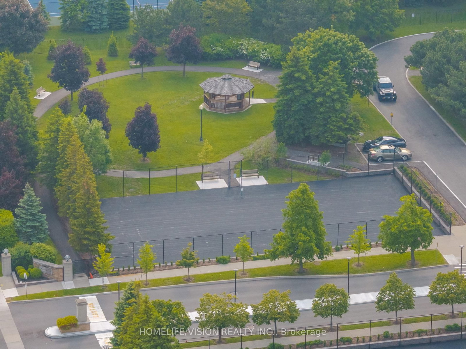 7 Townsgate Drive • #413 • Vaughan, ON photo 43