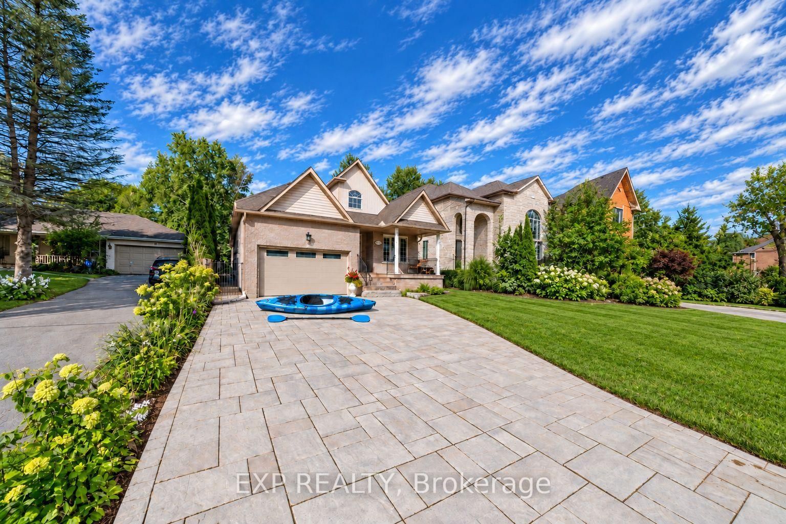 62 Fergus Avenue • Richmond Hill, ON photo 4