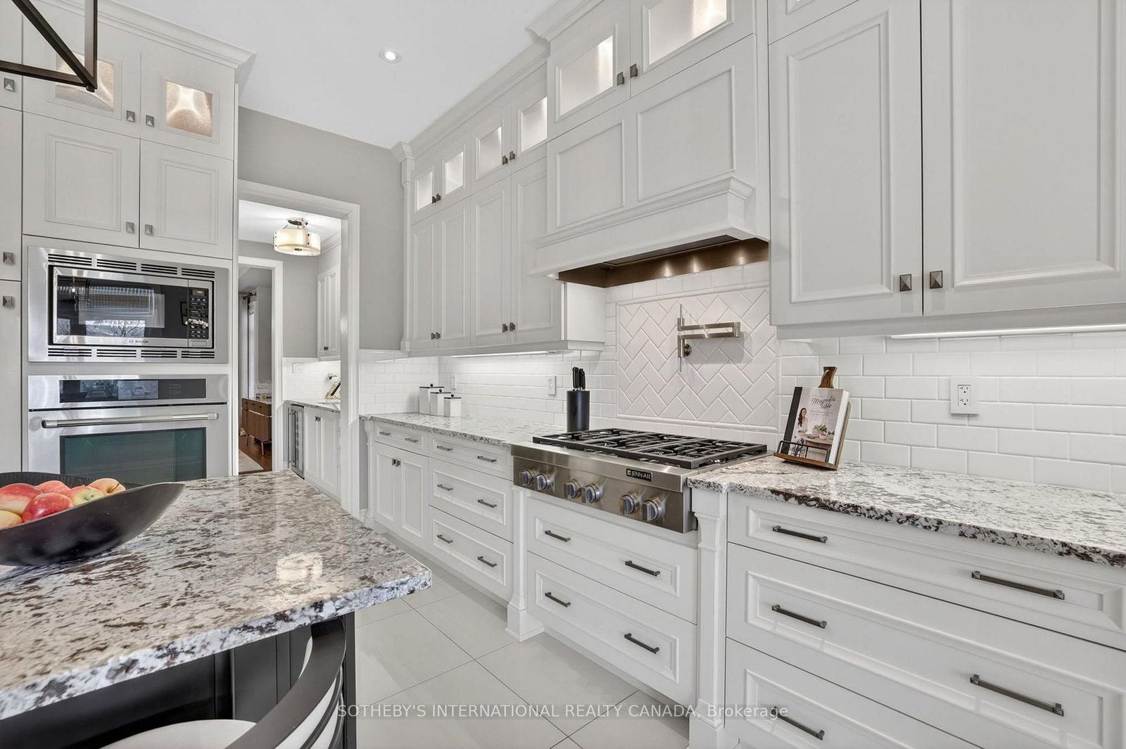 80 Elm Grove Avenue • Richmond Hill, ON photo 9
