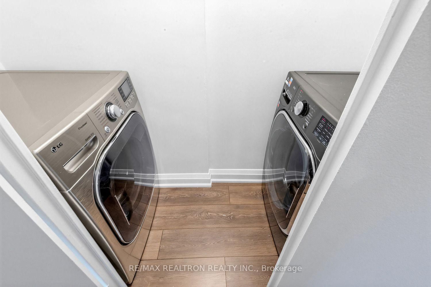 1 Royal Orchard Boulevard • #211 • Markham, ON photo 12