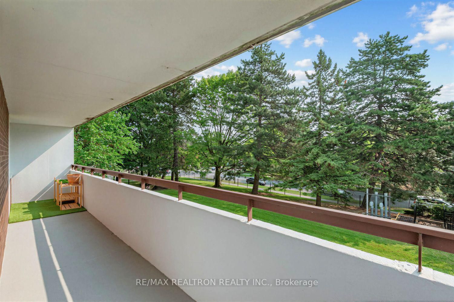1 Royal Orchard Boulevard • #211 • Markham, ON photo 20