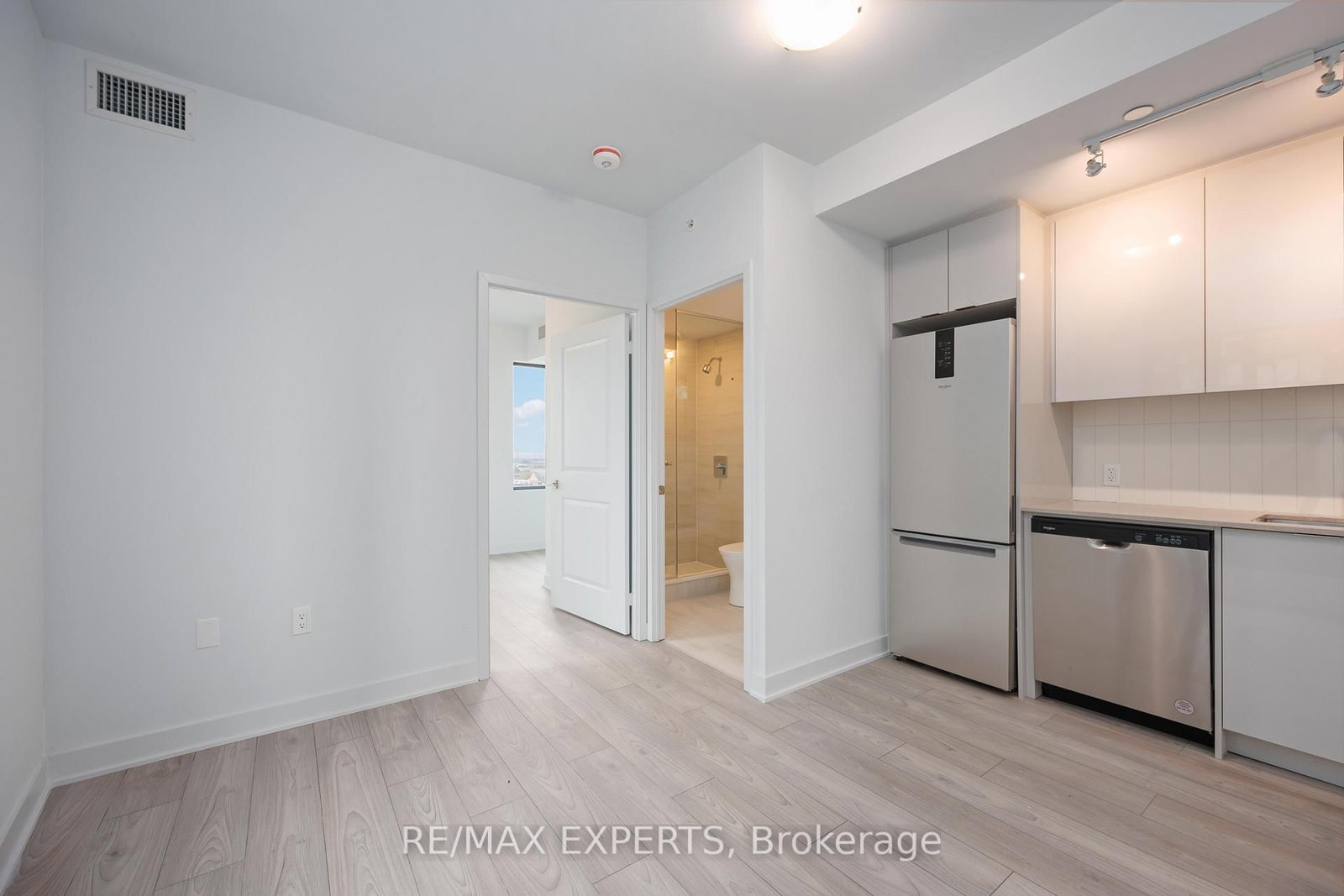 1107-2920 Highway 7, Vaughan, view 13