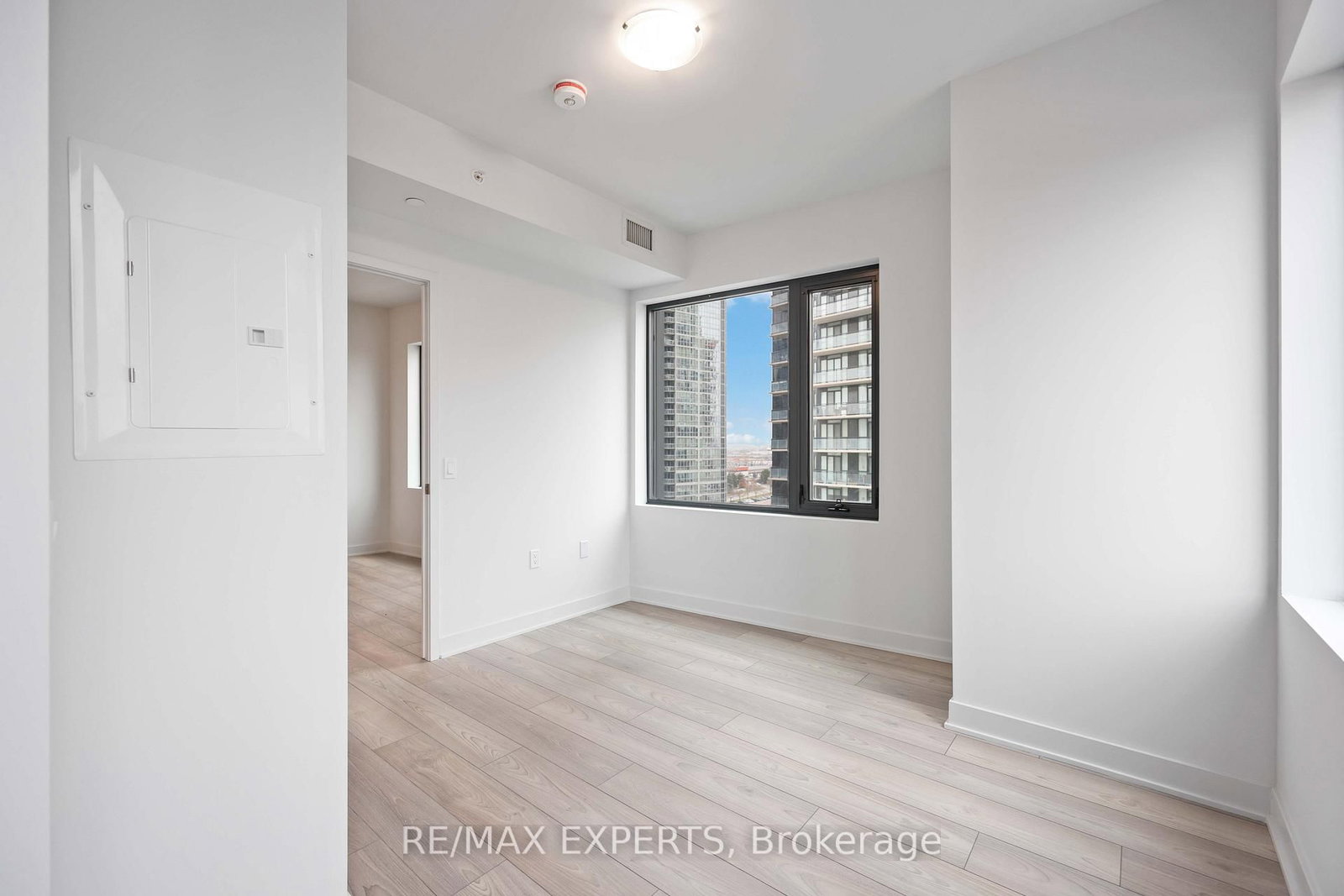 1107-2920 Highway 7, Vaughan, view 20