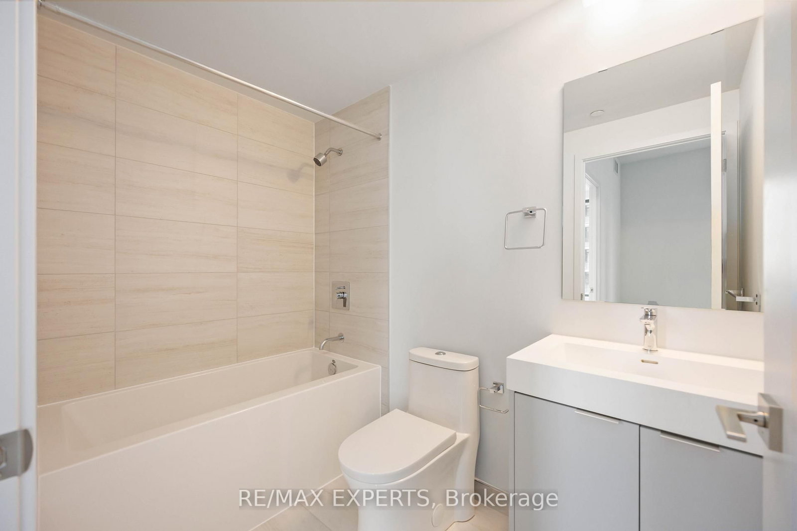 1107-2920 Highway 7, Vaughan, view 22