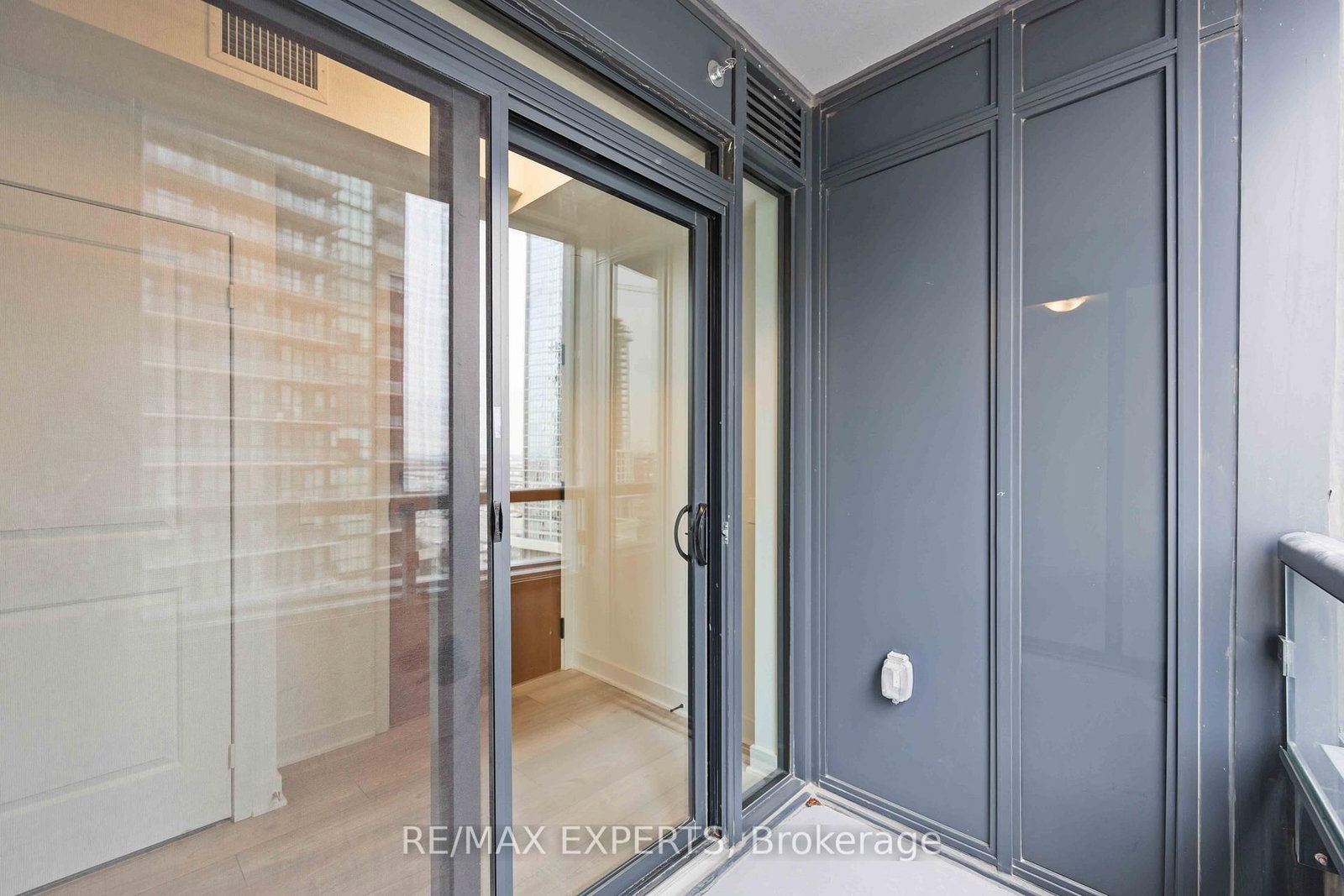 1107-2920 Highway 7, Vaughan, view 26