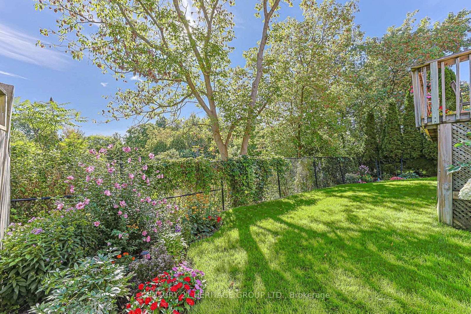 397 Renzius Court • Newmarket, ON photo 46