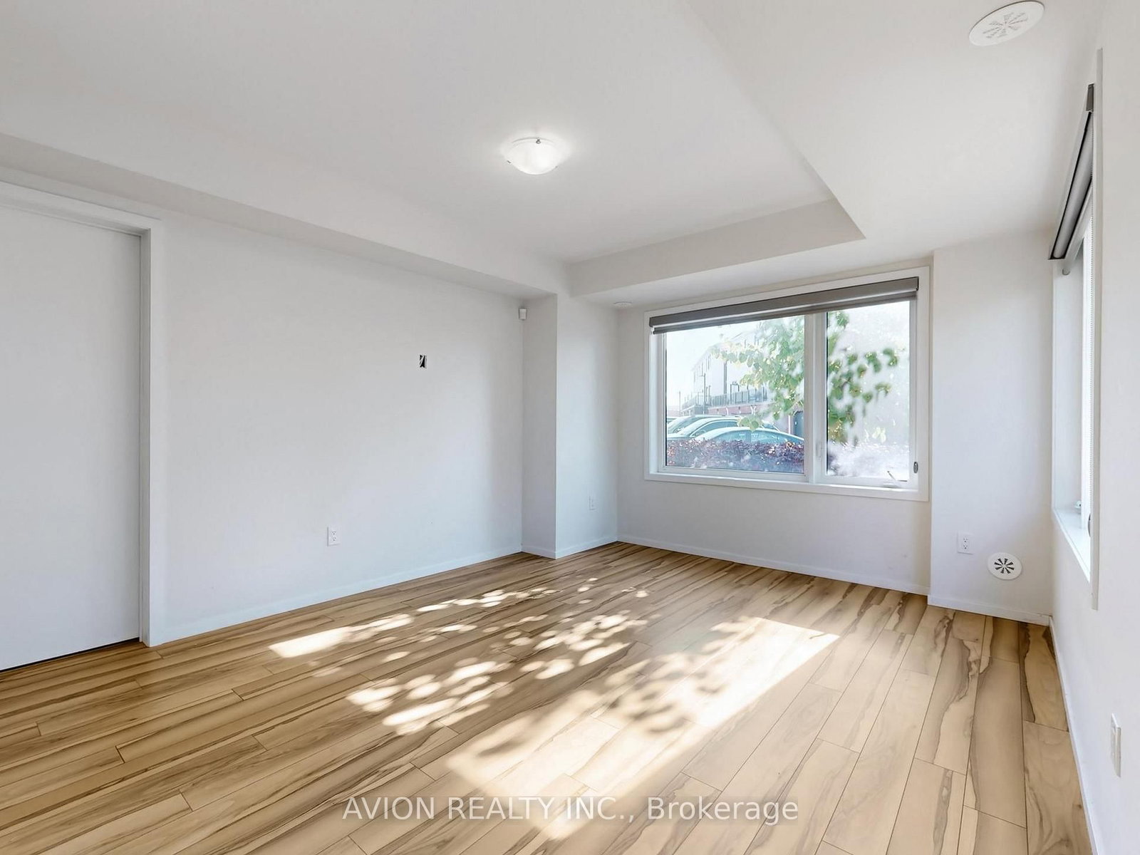 35 Thomas Armstrong Lane • Richmond Hill, ON photo 37