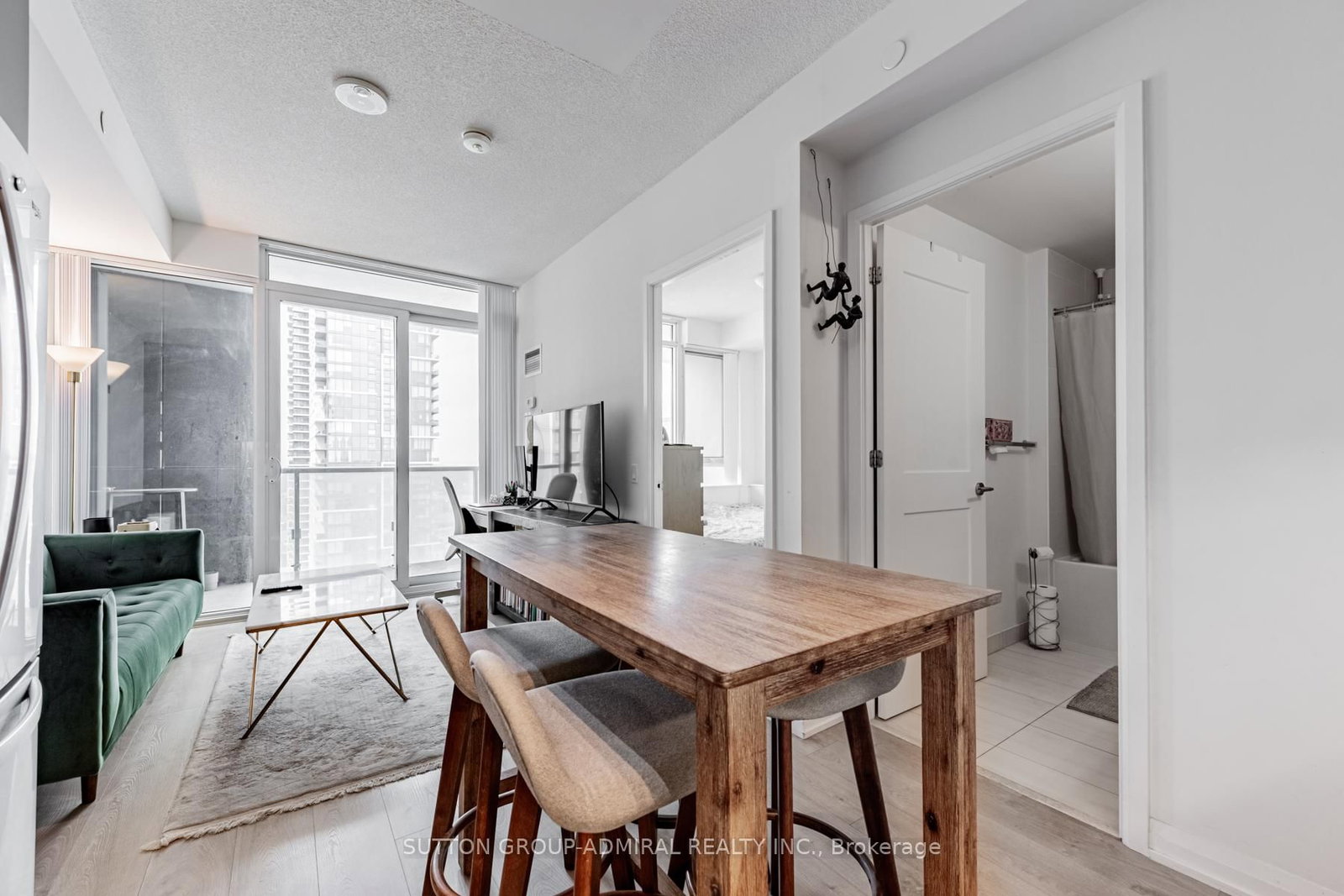 2812-7895 Jane St, Vaughan, view 14
