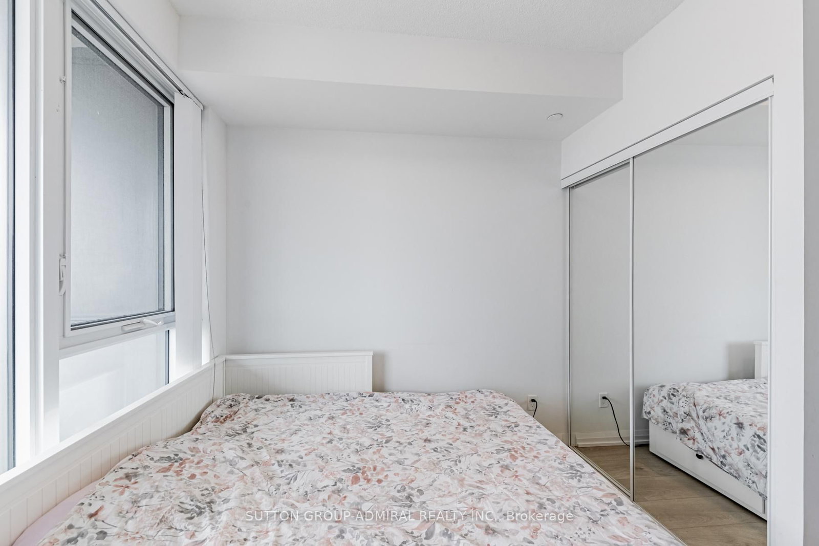 2812-7895 Jane St, Vaughan, view 9