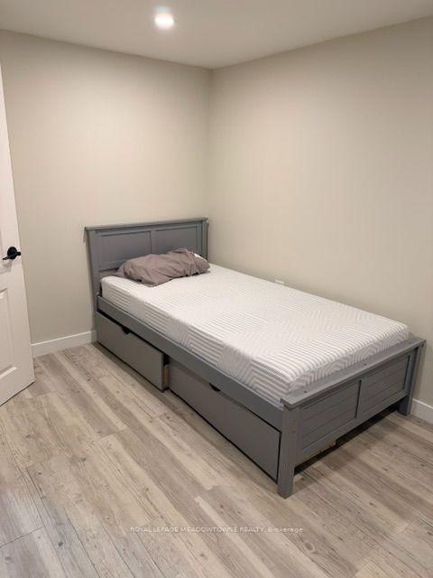 30 Fran Dr, Vaughan, view 5
