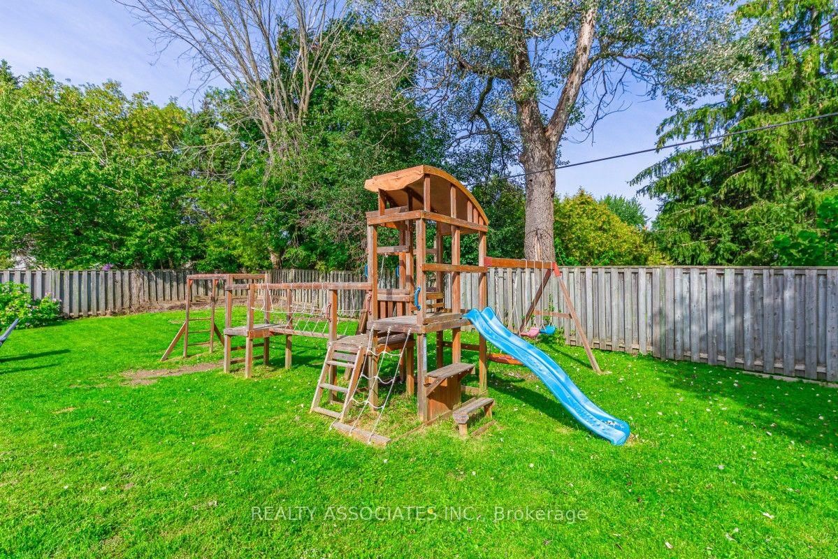 174 Bayview Avenue • Georgina, ON photo 43