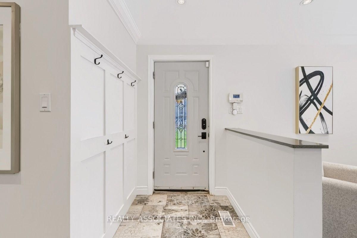 174 Bayview Avenue • Georgina, ON photo 5