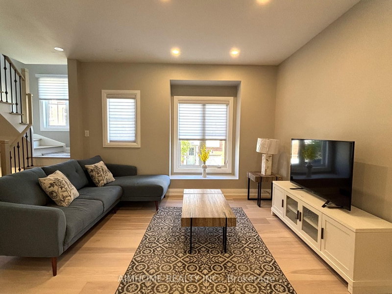 35 - 15 Old Colony Road