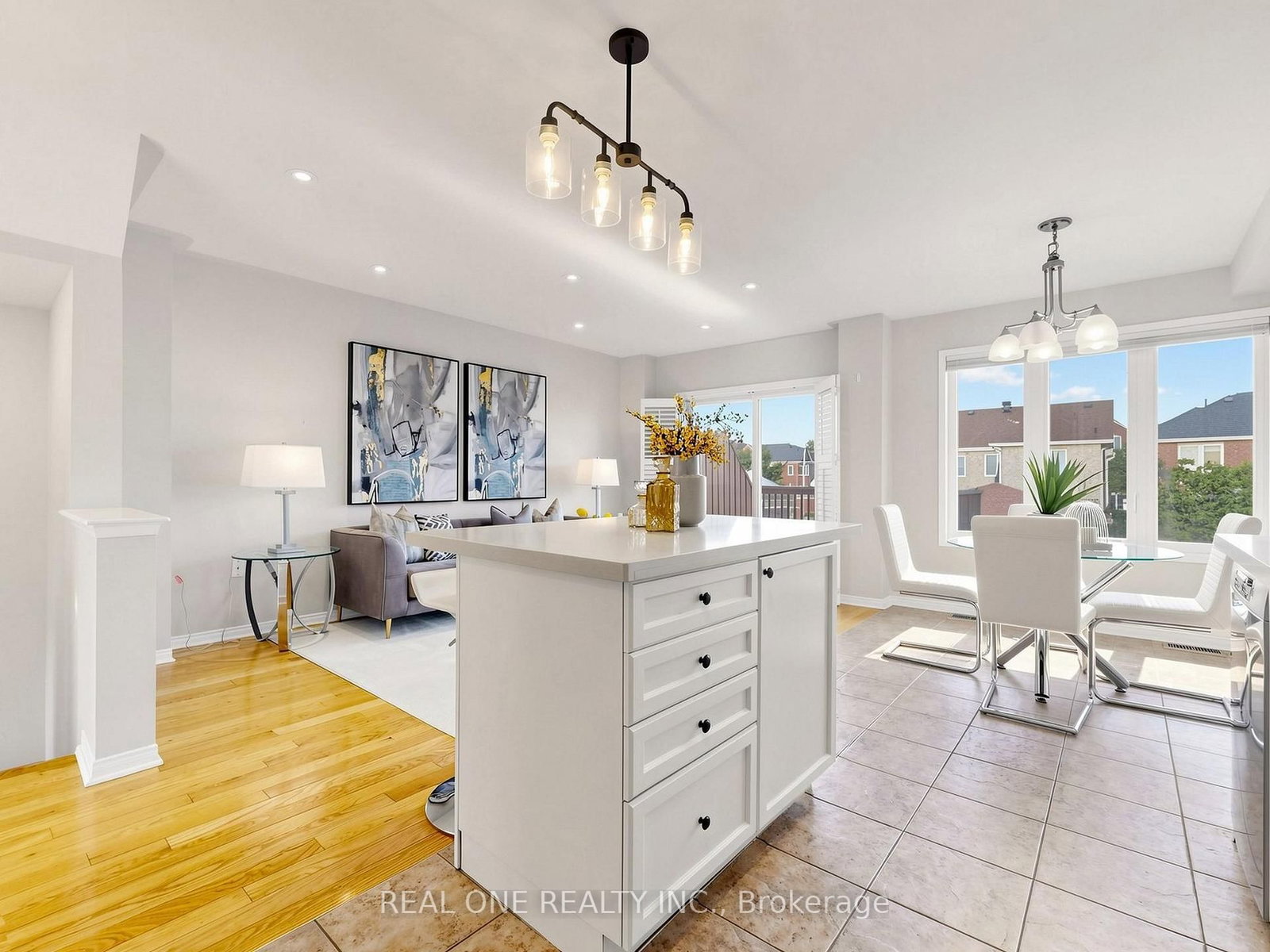 29 Rock Garden Street • Markham, ON photo 12