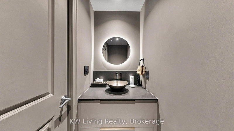 105A - 10 Rouge Valley Drive W