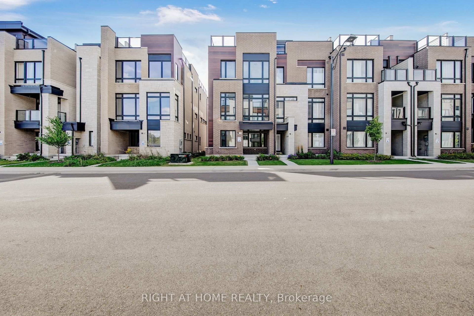 62 Ingersoll Lane • Richmond Hill, ON photo 43