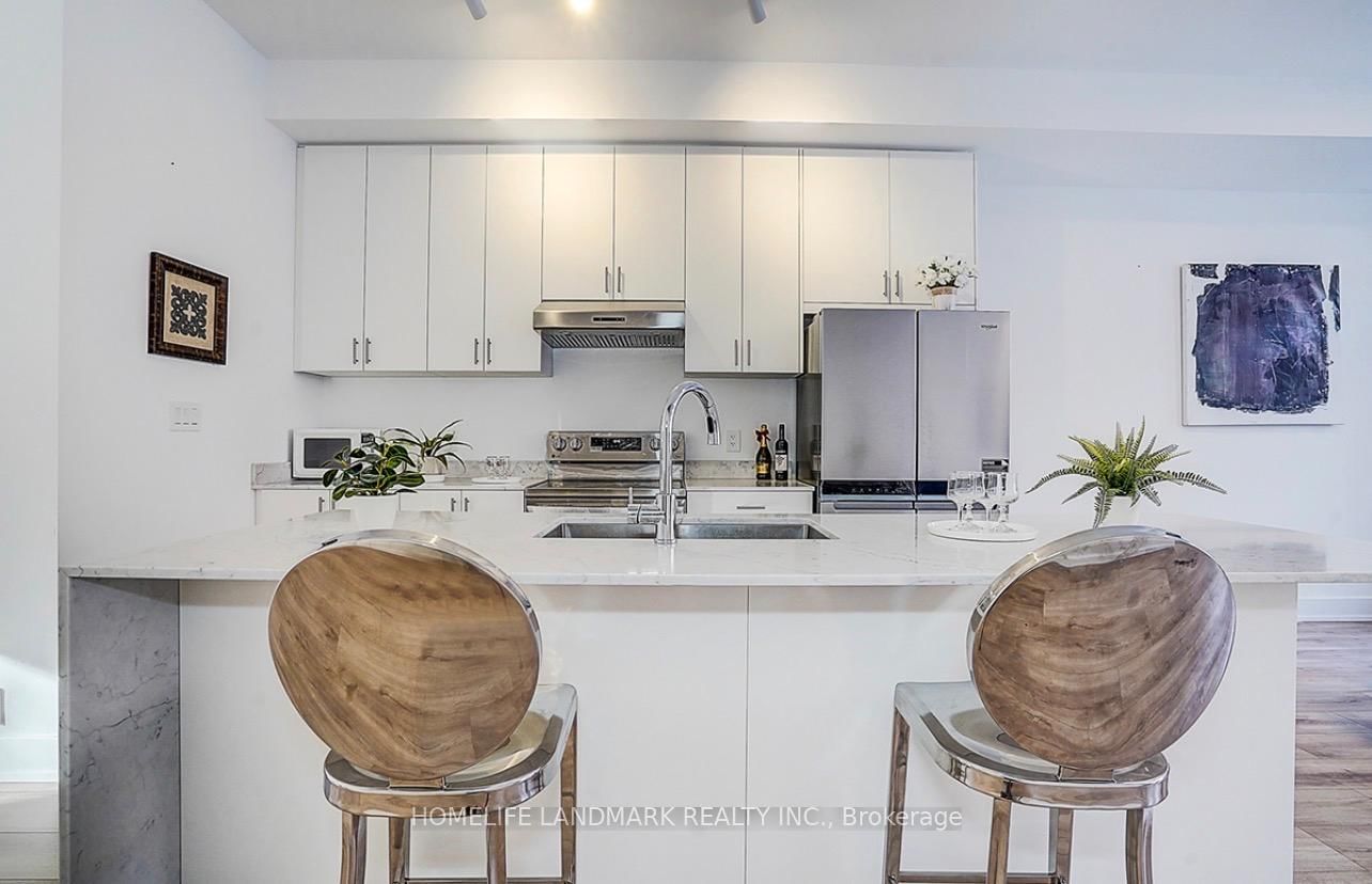 27 Chestnut Court • Aurora, ON photo 10