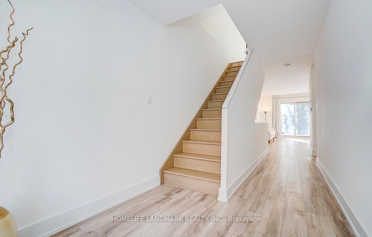 27 Chestnut Court • Aurora, ON photo 38
