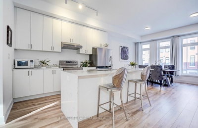 27 Chestnut Court • Aurora, ON photo 9