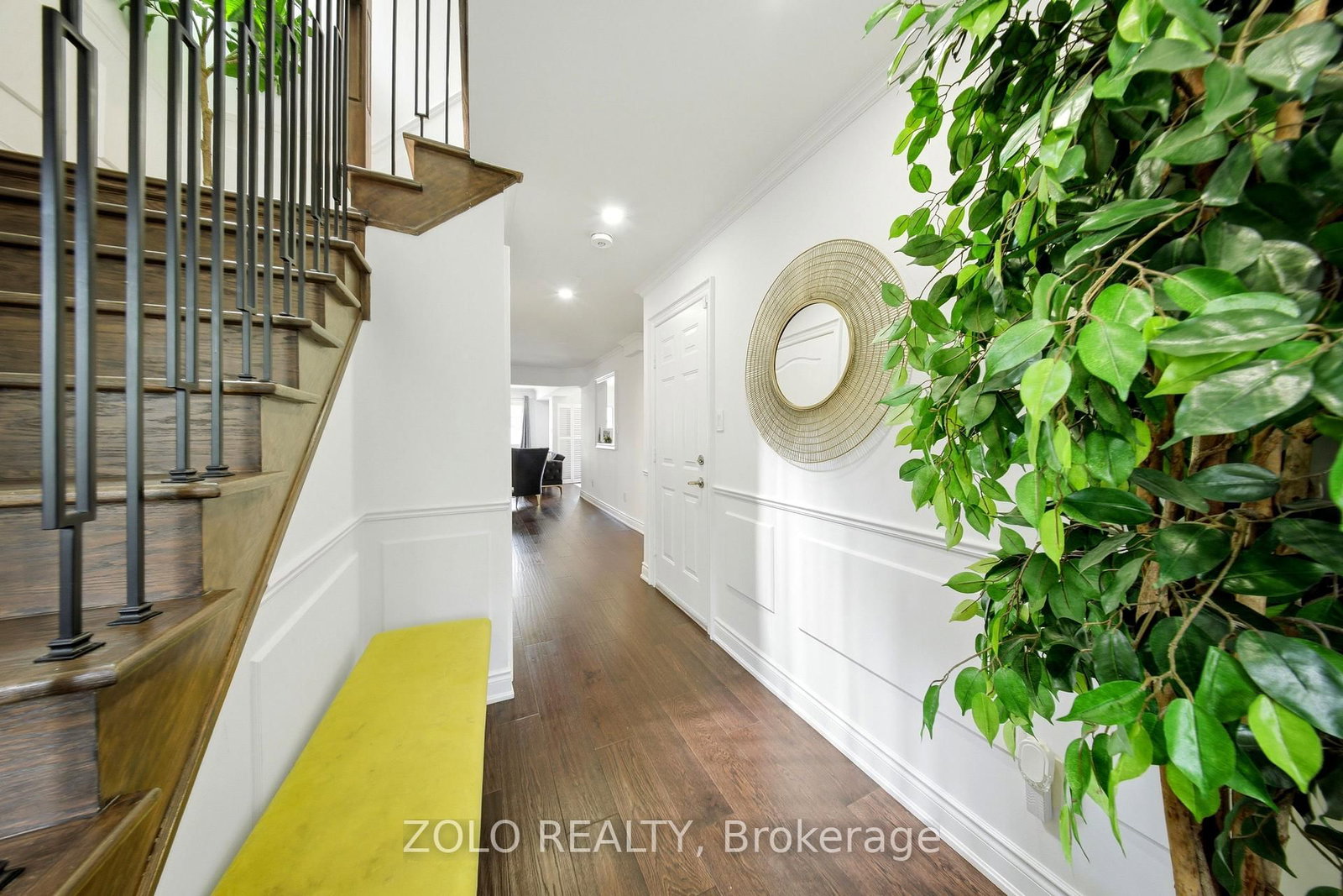 106 Rosanna Crescent • Vaughan, ON photo 6