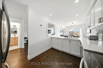 106 Rosanna Crescent • Vaughan, ON photo 9