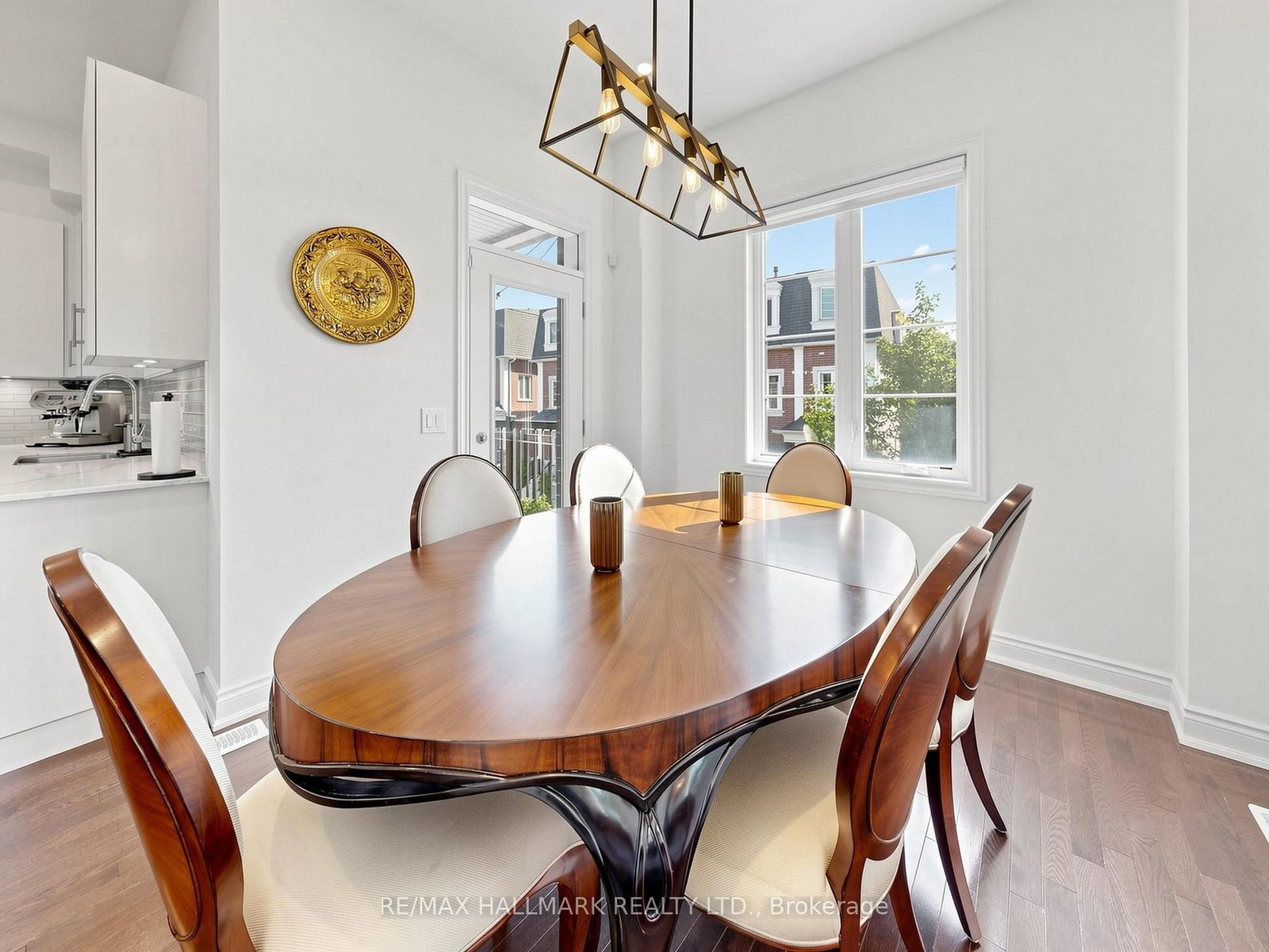 8313 Islington Avenue • Vaughan, ON photo 16